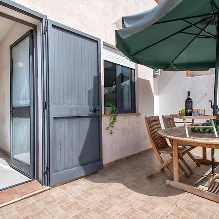 Holiday home Longa